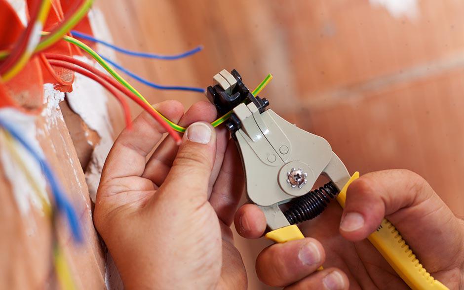  électricien urgence Louvres
